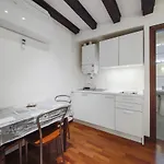 Wonderful studio Wi-Fi AC